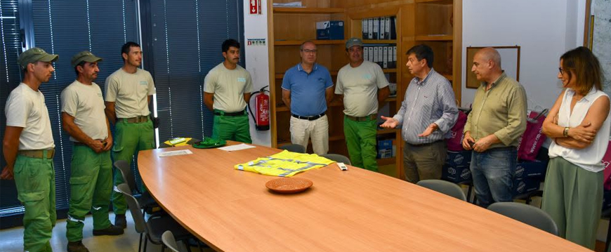 Entrega novos EPI’s à Equipa de Sapadores Florestais sapadores fardas